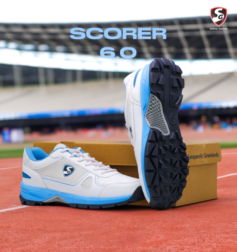 حذاء كريكيت SG SCORER 6.0 بتصميم مثالي للأداء في الملعب - أبيض/أزرق مائي/أسود